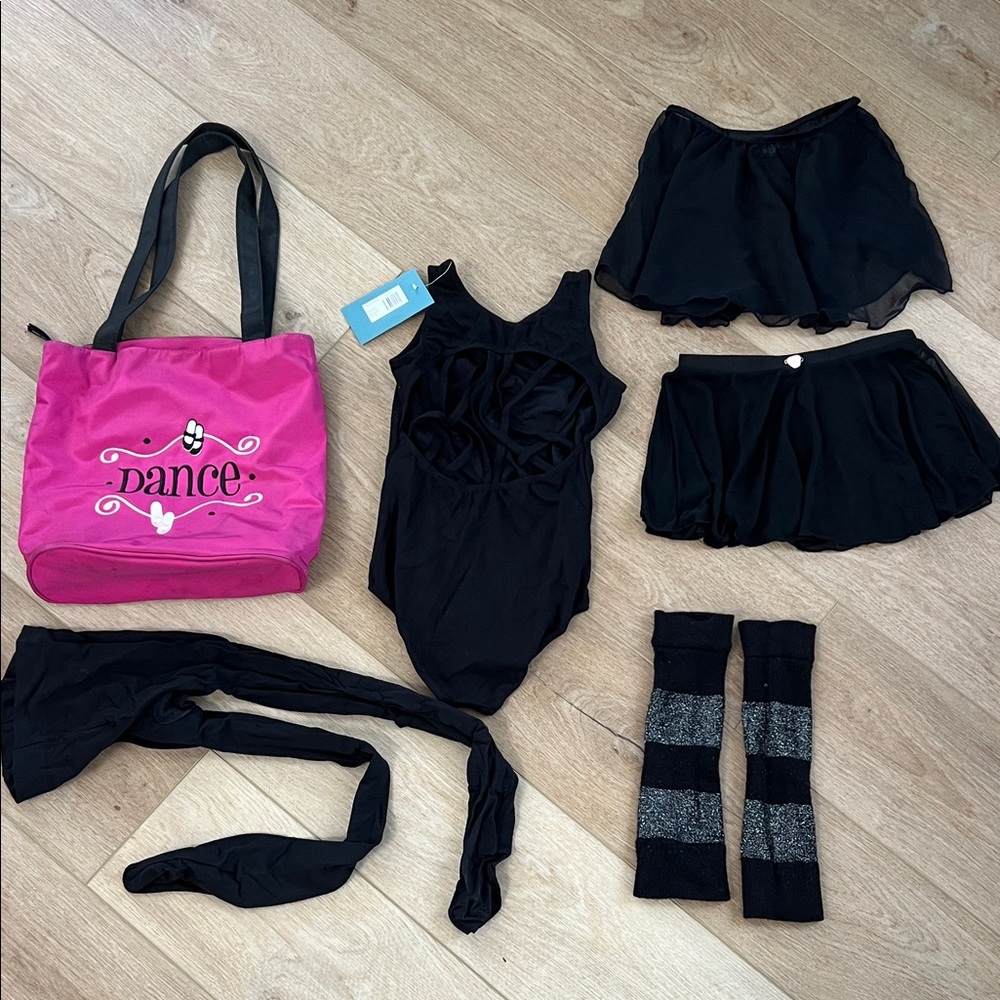 Chic Kids Dance Ensemble with Pink Tote